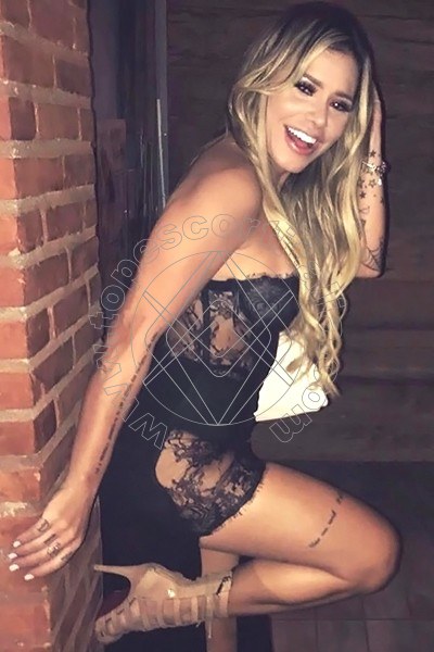 Foto 41 di Yonelia escort Trento
