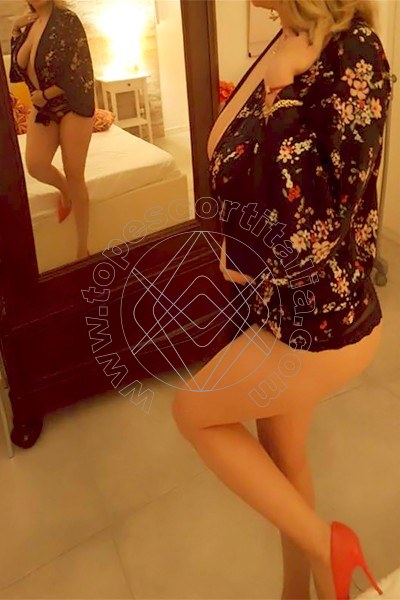Foto 25 di Nara escort Bari
