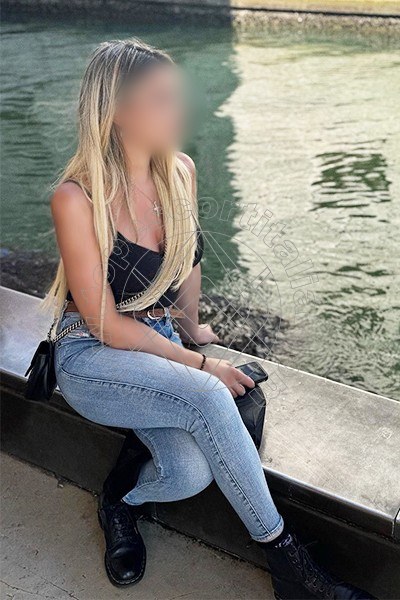 Foto 6 di Cecilia escort Brindisi