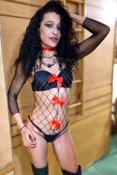 Foto 30 di Vittoria escort Reggio Calabria