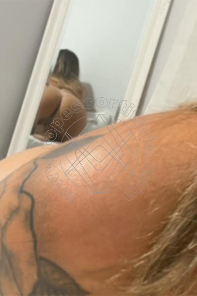 Foto hot di Ellyson Hot escort Ferrara