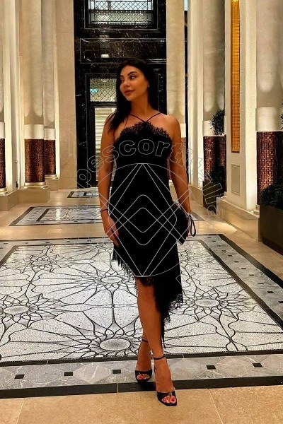 Foto 12 di Selene Gucci escort Bari