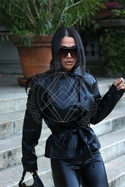 Foto 6 di Cinzia escort Bari
