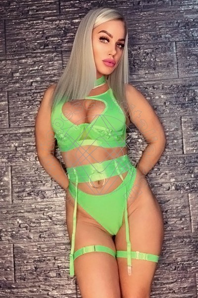 Foto 5 di Lucy Queen escort Sassari