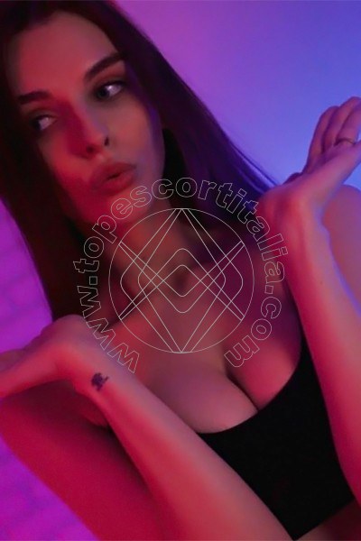Foto 11 di Matilde escort Taranto