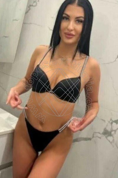 Foto 12 di Kim Luxury escort Foggia