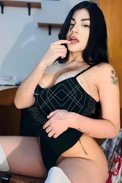 Foto 3 di Caroline escort Ravenna