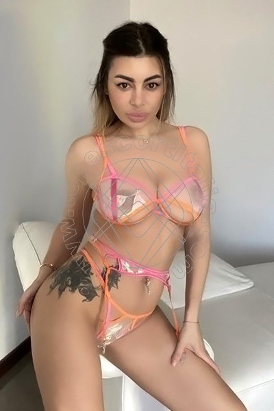 Foto 2 di Karen escort Prato