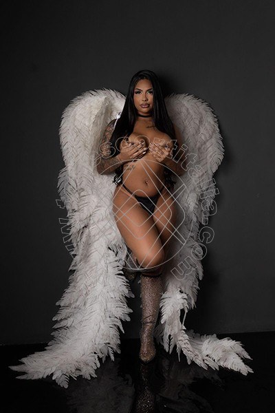 Foto 2 di Bia Valentim escort Palermo