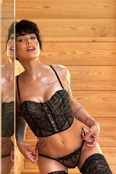 Foto 10 di Betina Cioto escort Avellino