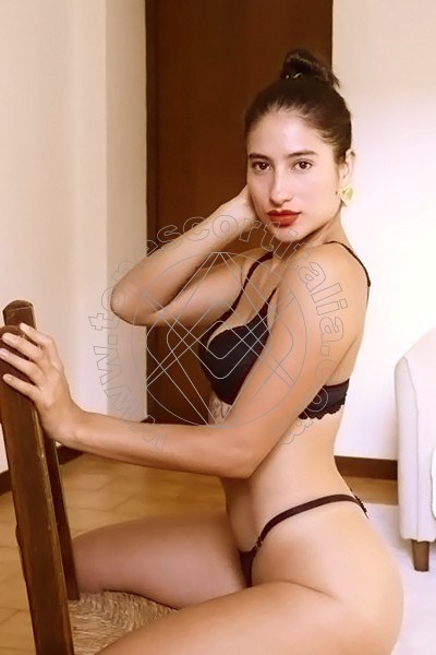 Foto 7 di Aisha hott escort Sanremo