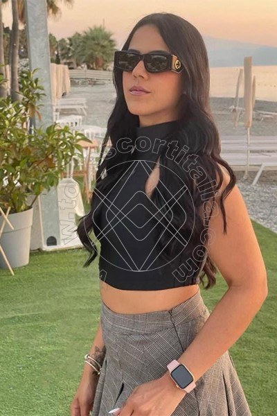 Foto 1 di Mya escort Pescara