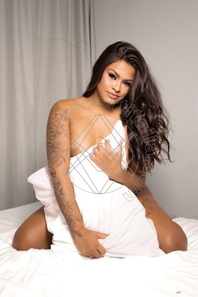 Foto 9 di Rebeca brasiliana escort L'aquila