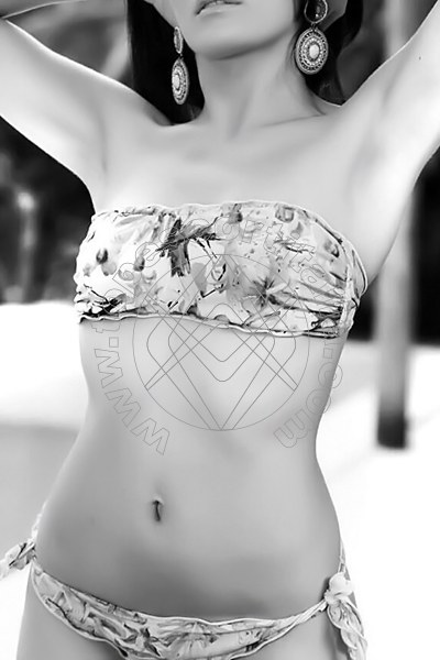 Foto 20 di Alesxandra escort Milano
