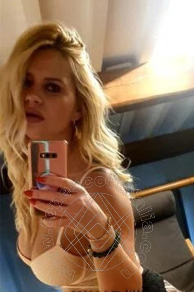 Foto selfie 2 di Katy Blond escort Cagliari