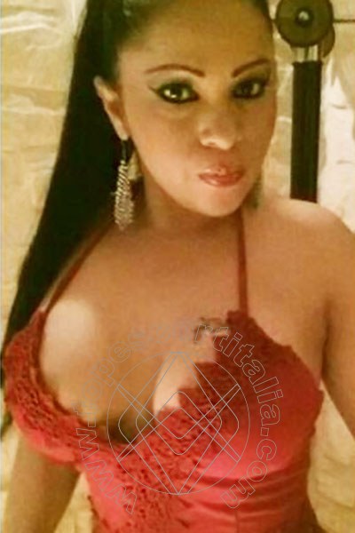 Foto selfie 25 di Camila Gold escort Olbia