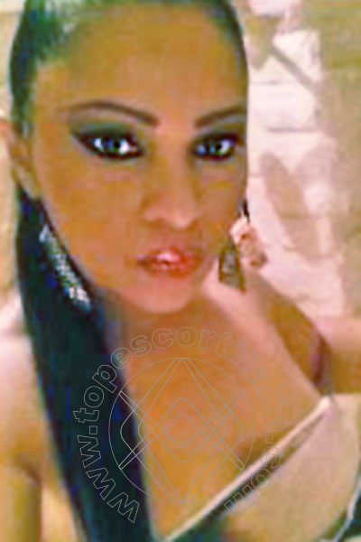 Foto selfie 18 di Camila Gold escort Olbia