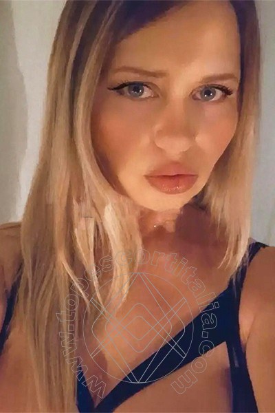 Foto selfie di Katy Blond escort Cagliari