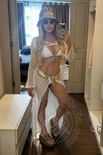 Foto selfie 1 di Amanda Blond escort Pisa