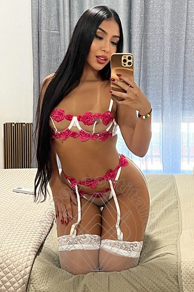 Foto selfie 2 di Suzy Brasiliana escort Lucca
