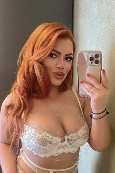 Foto selfie di Dolce Julia escort Roma
