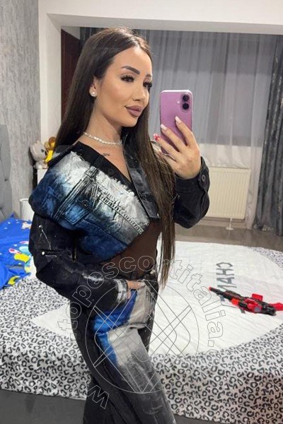 Foto selfie 2 di Camelia Dolce escort Terni