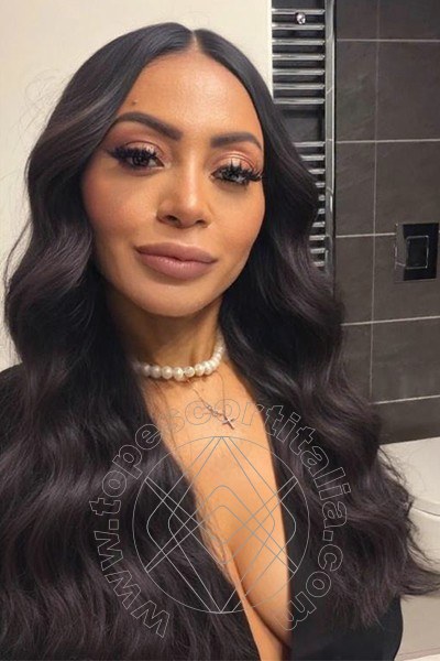 Foto selfie di Candy Brasiliana escort Siracusa