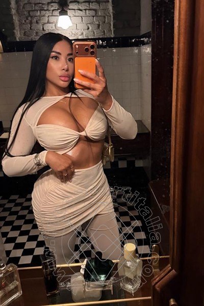 Foto selfie 1 di Mia Valenti escort Isernia